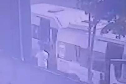 Servis şoförünü 4 kurşunla öldürerek kaçtı, polis yakaladı